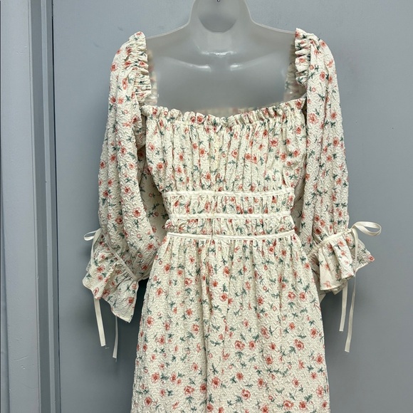 🌸 it’sNOMB Floral Smocked Maxi Dress | Romantic Cottagecore Style 🌸 NWT - Picture 6 of 12